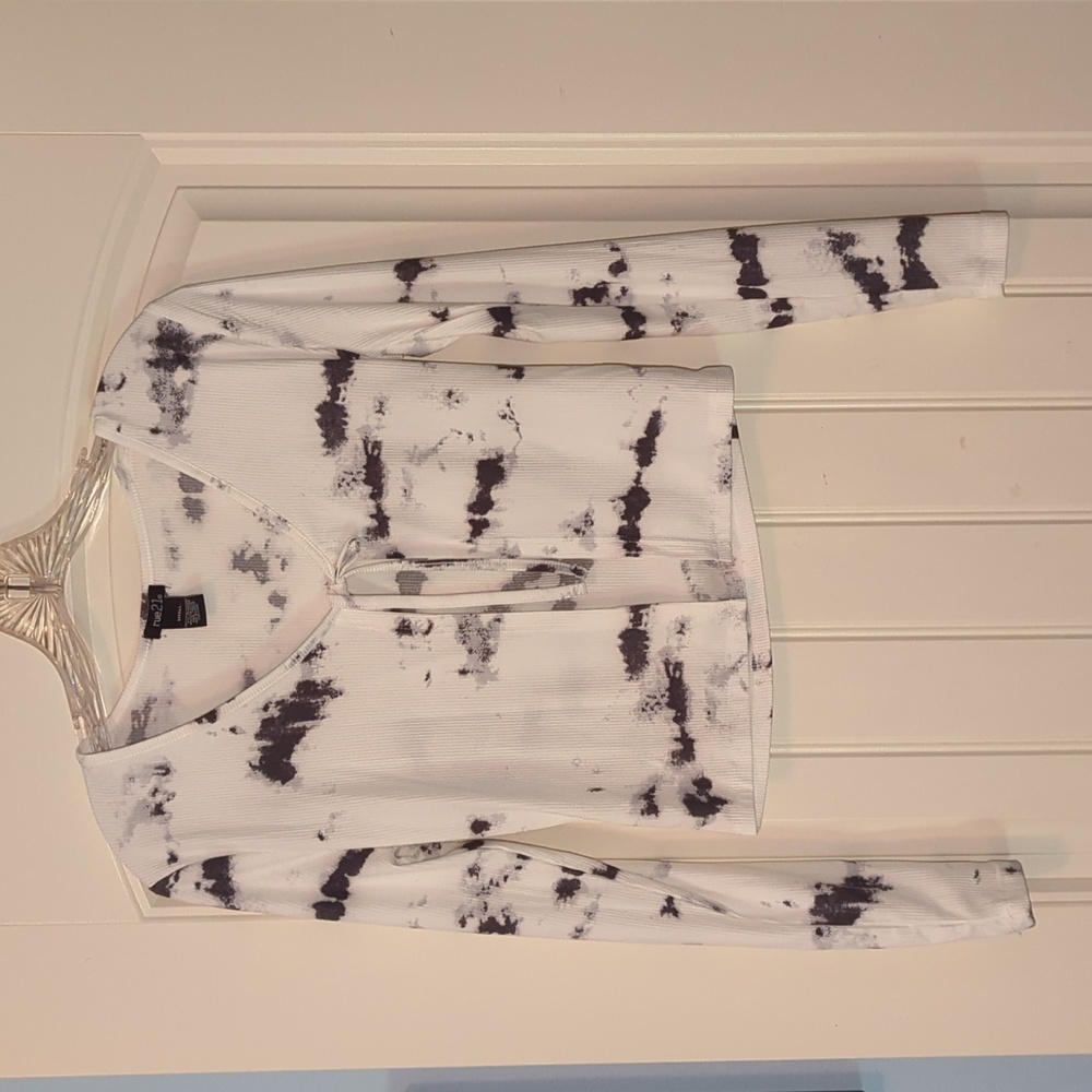 Rue 21 Cropped Cardigan